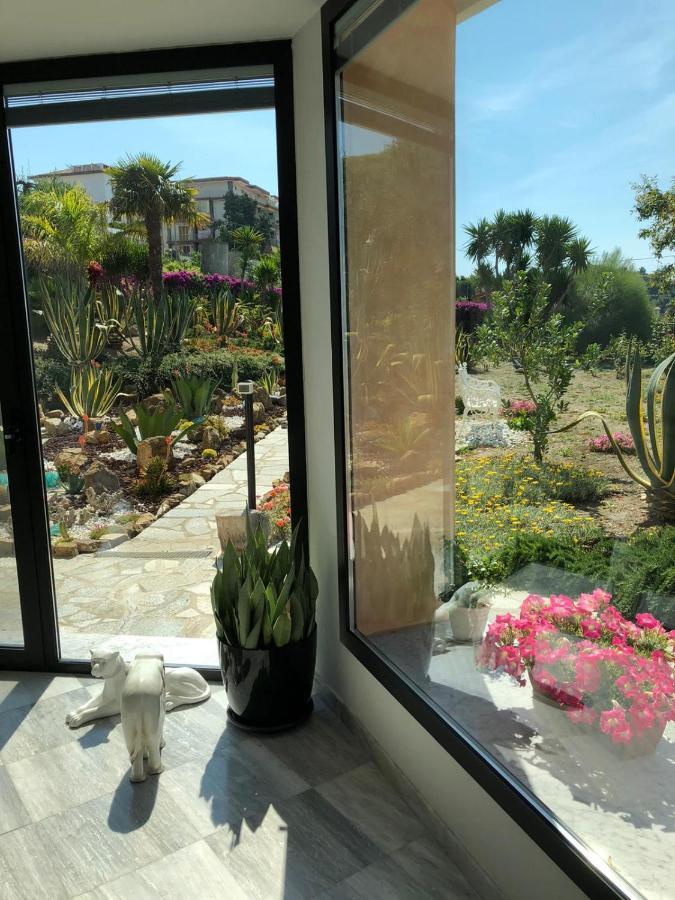 La Casa Di Sissi B&B Sanremo Exterior photo