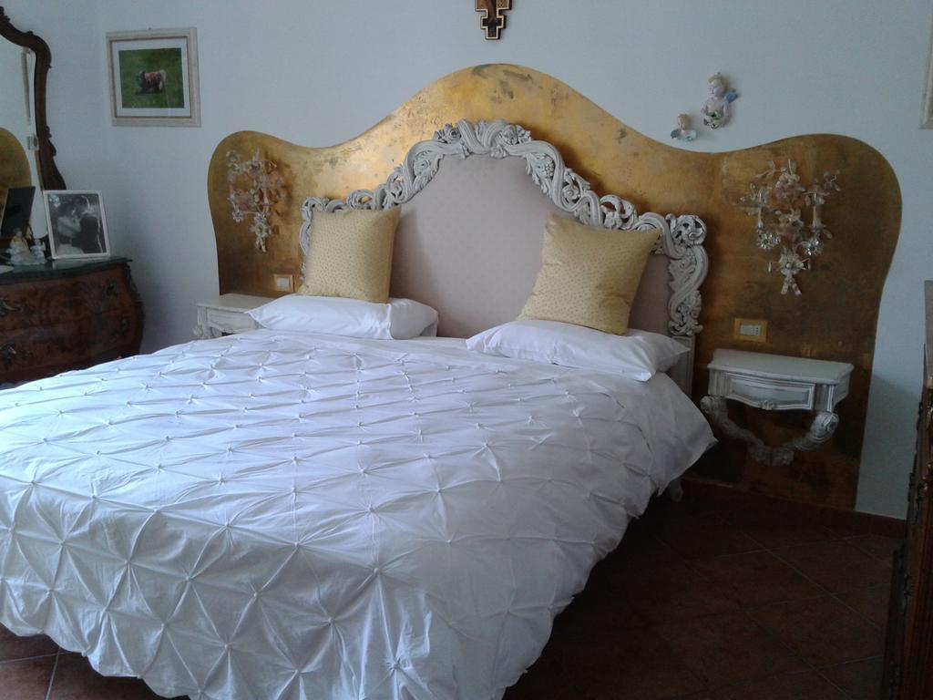 La Casa Di Sissi B&B Sanremo Room photo